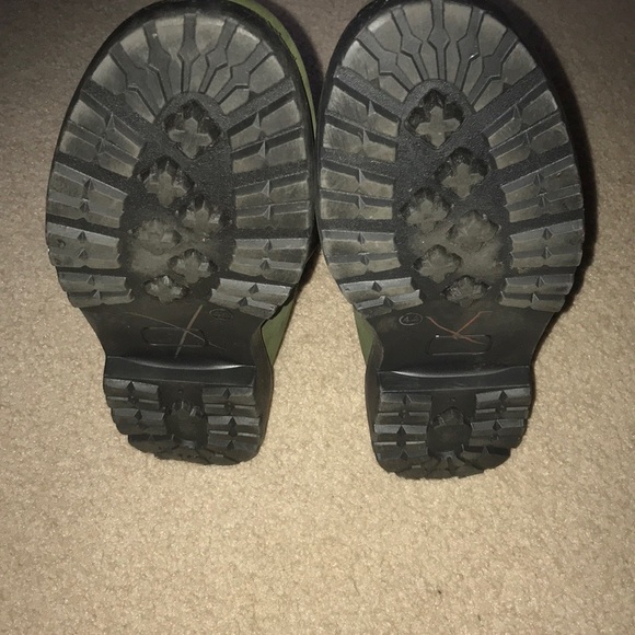 Green Combat Boots - Picture 3 of 4